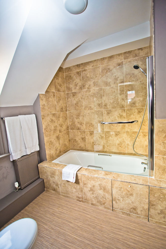 Hotel Wards & Restaurant 3*
